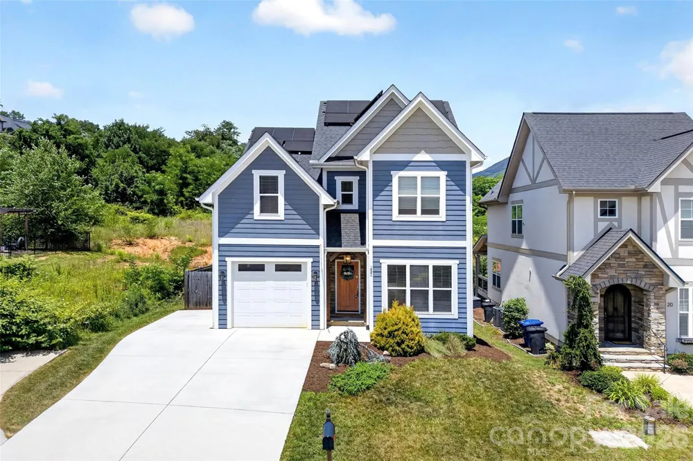 22 Tudor Way Black Mountain, NC 28711
