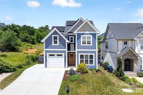 22 Tudor Way