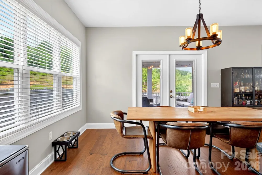 22 Tudor Way Black Mountain, NC 28711