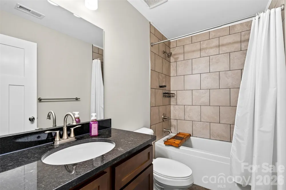 22 Tudor Way Black Mountain, NC 28711