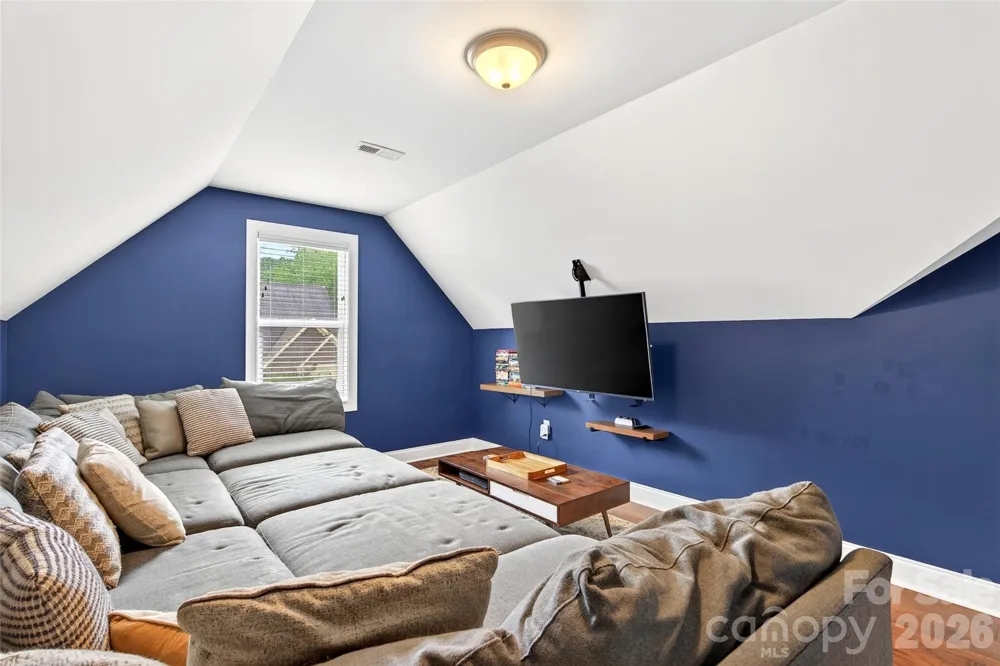 22 Tudor Way Black Mountain, NC 28711