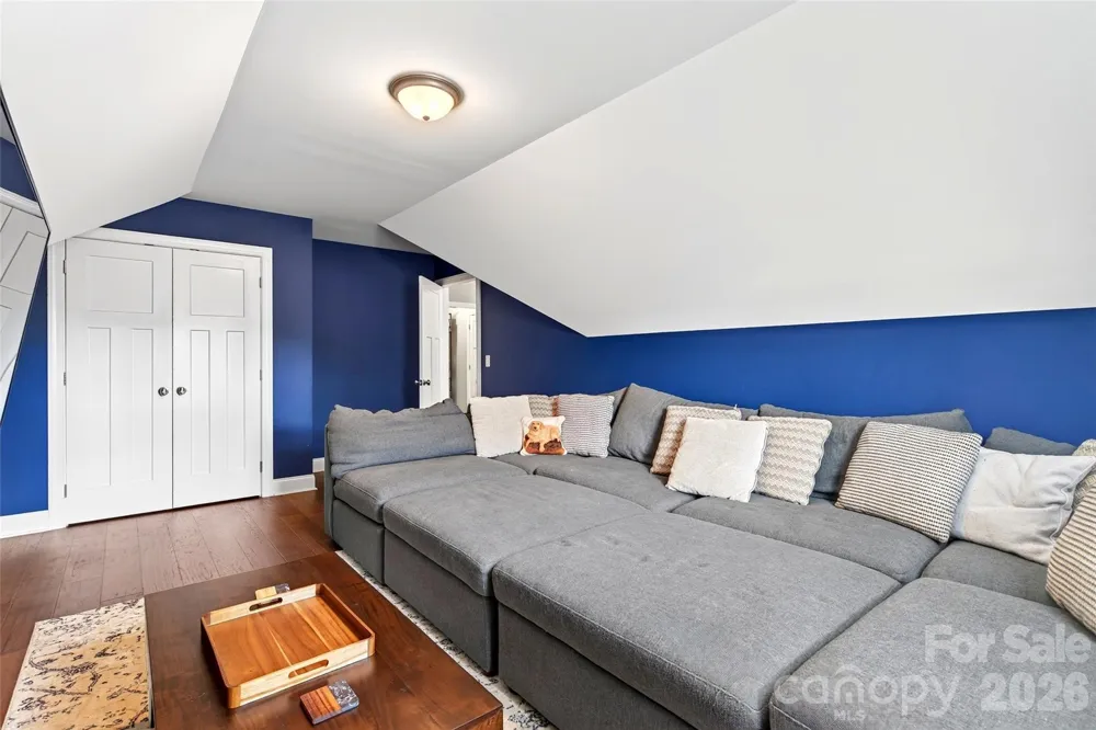 22 Tudor Way Black Mountain, NC 28711