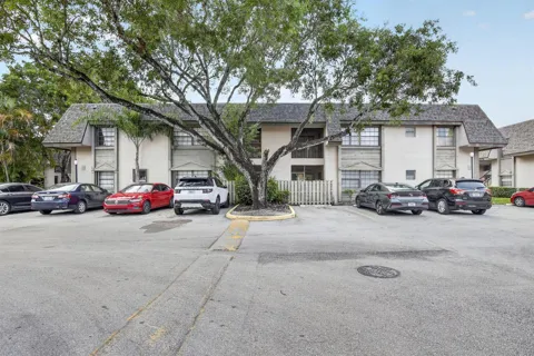 3610 NW 95th Terrace
