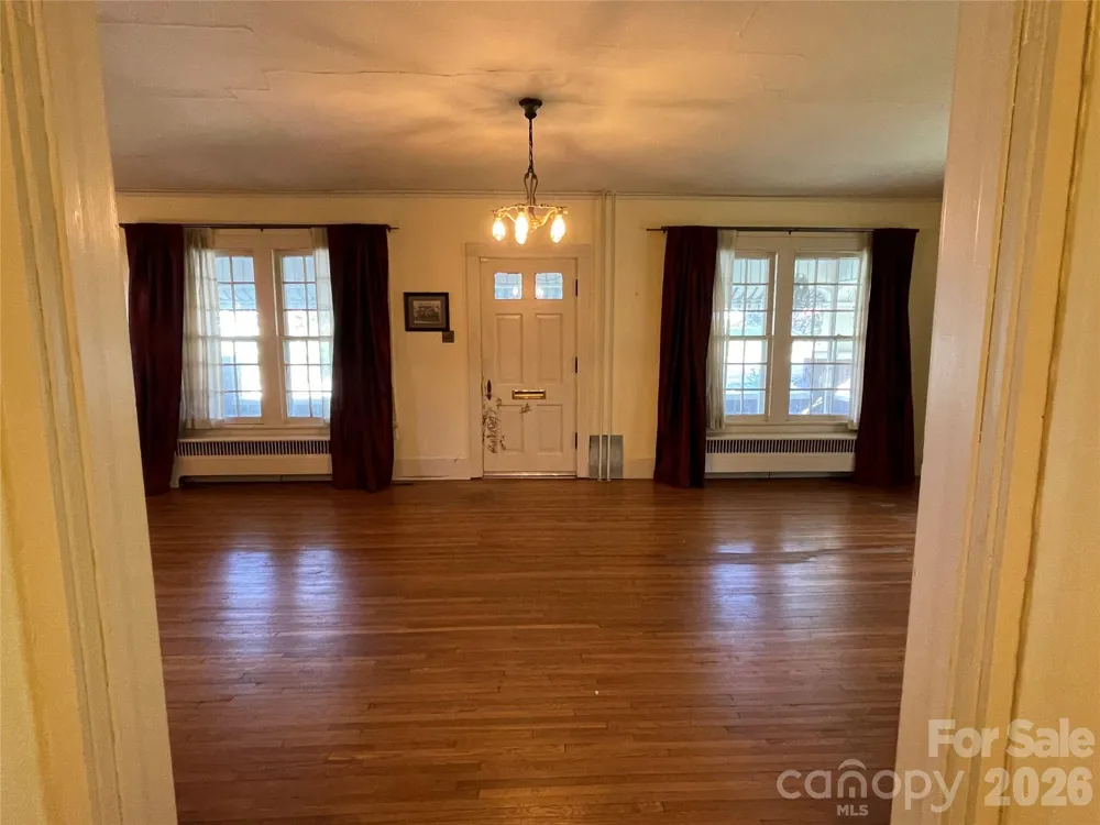 318 Academy Street Canton, NC 28716
