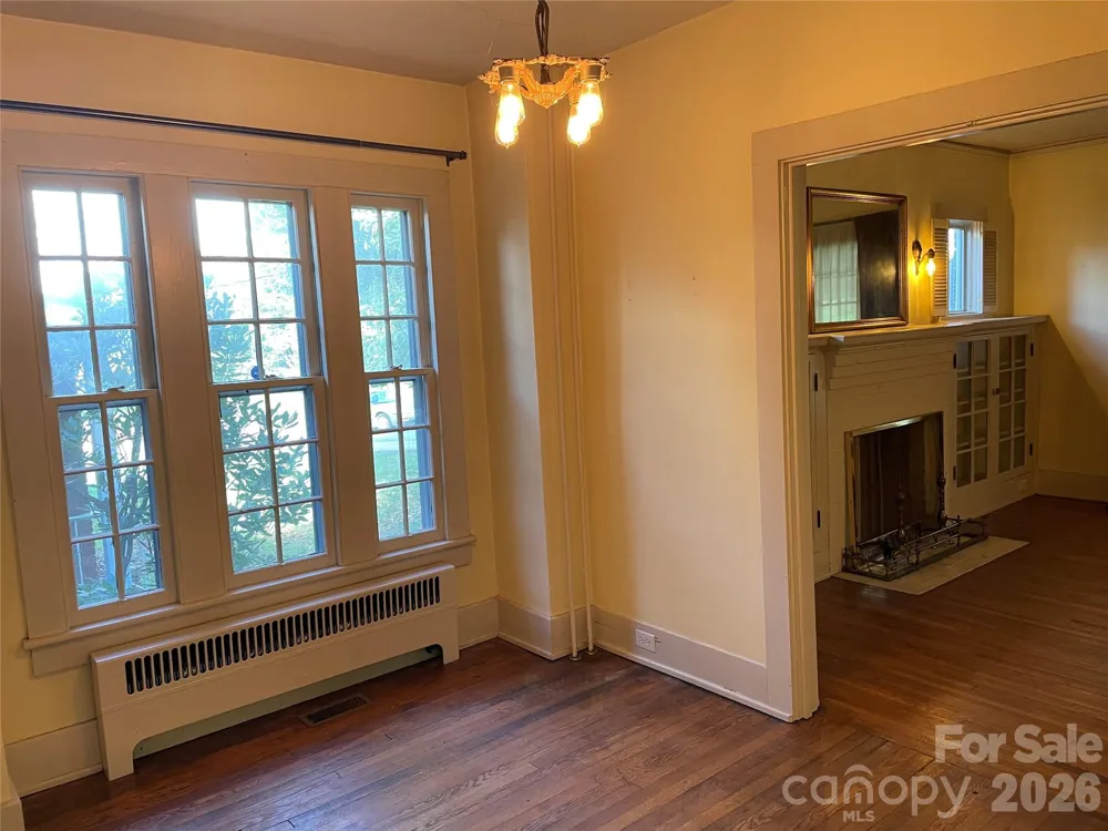 318 Academy Street Canton, NC 28716