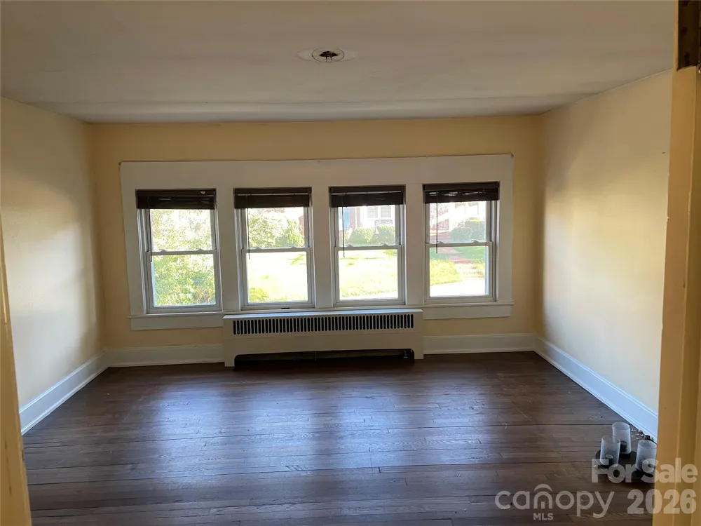 318 Academy Street Canton, NC 28716