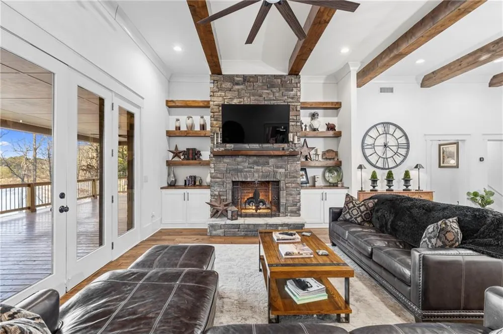 407 Saint Regis Drive Oxford, GA 30054