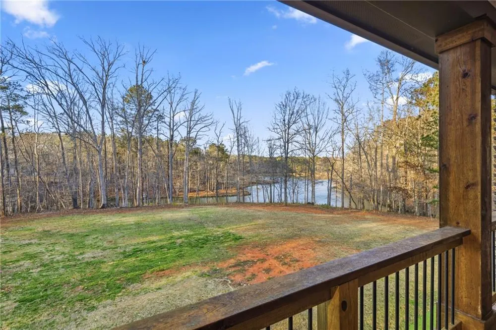 407 Saint Regis Drive Oxford, GA 30054