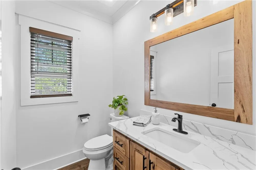 407 Saint Regis Drive Oxford, GA 30054