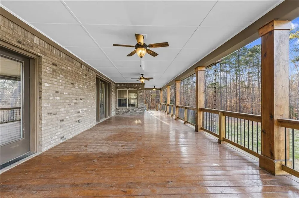 407 Saint Regis Drive Oxford, GA 30054