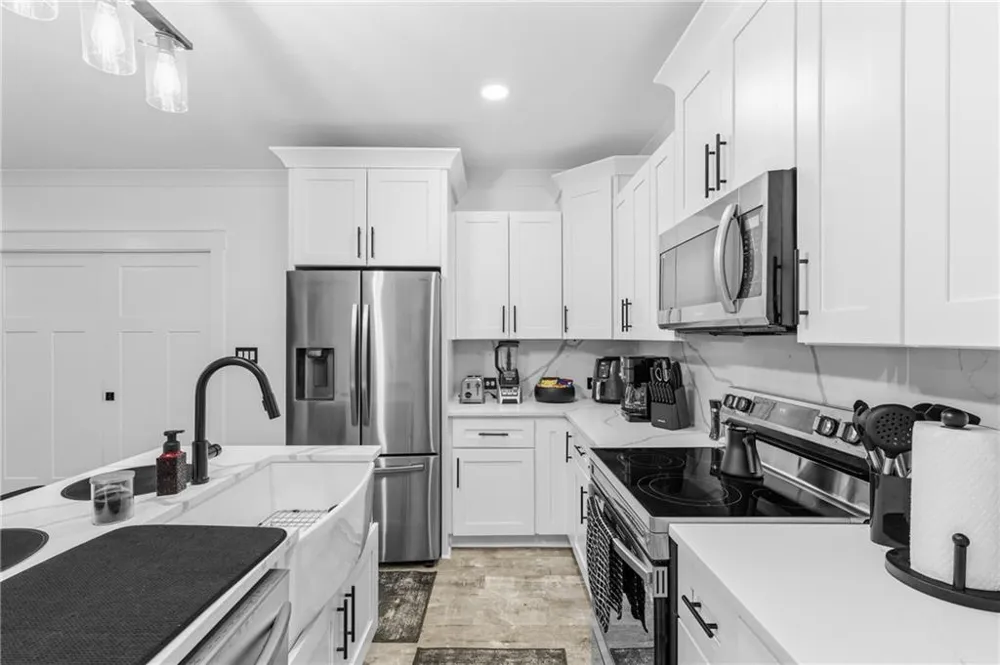 407 Saint Regis Drive Oxford, GA 30054