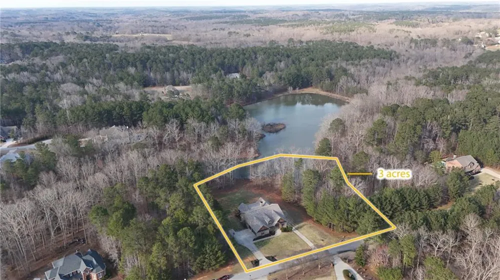 407 Saint Regis Drive Oxford, GA 30054