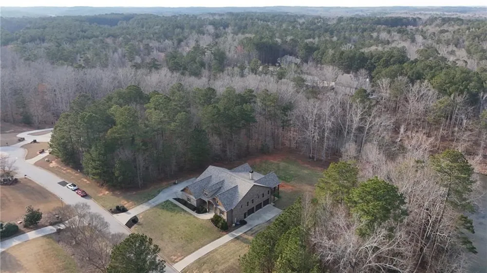 407 Saint Regis Drive Oxford, GA 30054