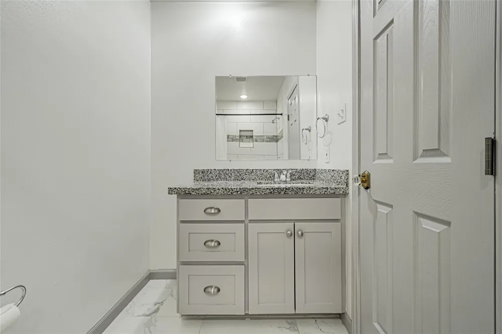 209 W 6th Street Deer Park, TX 77536