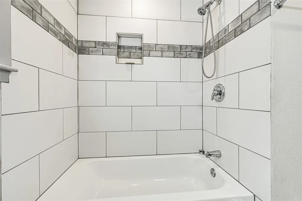 209 W 6th Street Deer Park, TX 77536