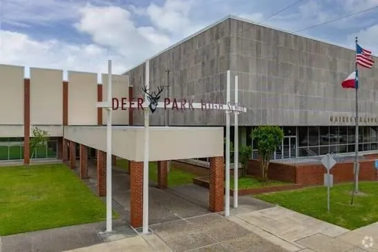 209 W 6th Street Deer Park, TX 77536