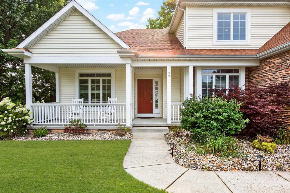 3911 Fox Crossing Drive St. Joseph, MI 49085
