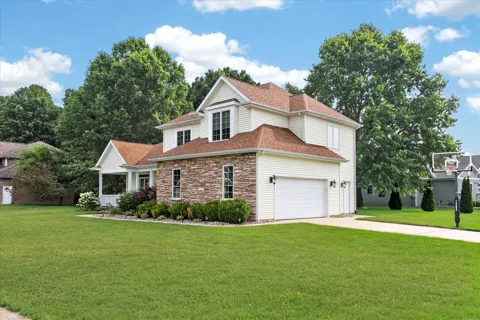 3911 Fox Crossing Drive