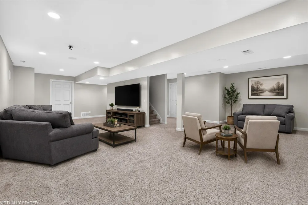 3911 Fox Crossing Drive St. Joseph, MI 49085
