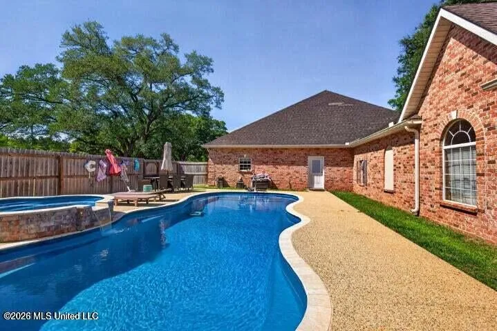 6918 Highway 11 Carriere, MS 39426
