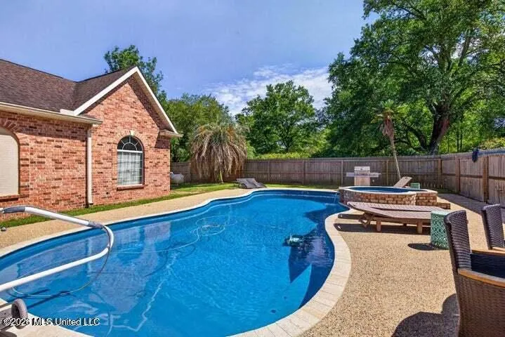 6918 Highway 11 Carriere, MS 39426