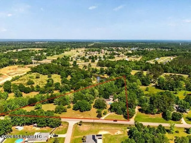 6918 Highway 11 Carriere, MS 39426