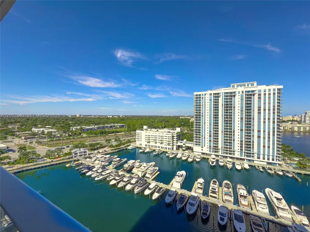 17111 Biscayne Blvd #1705 North Miami Beach, FL 33160