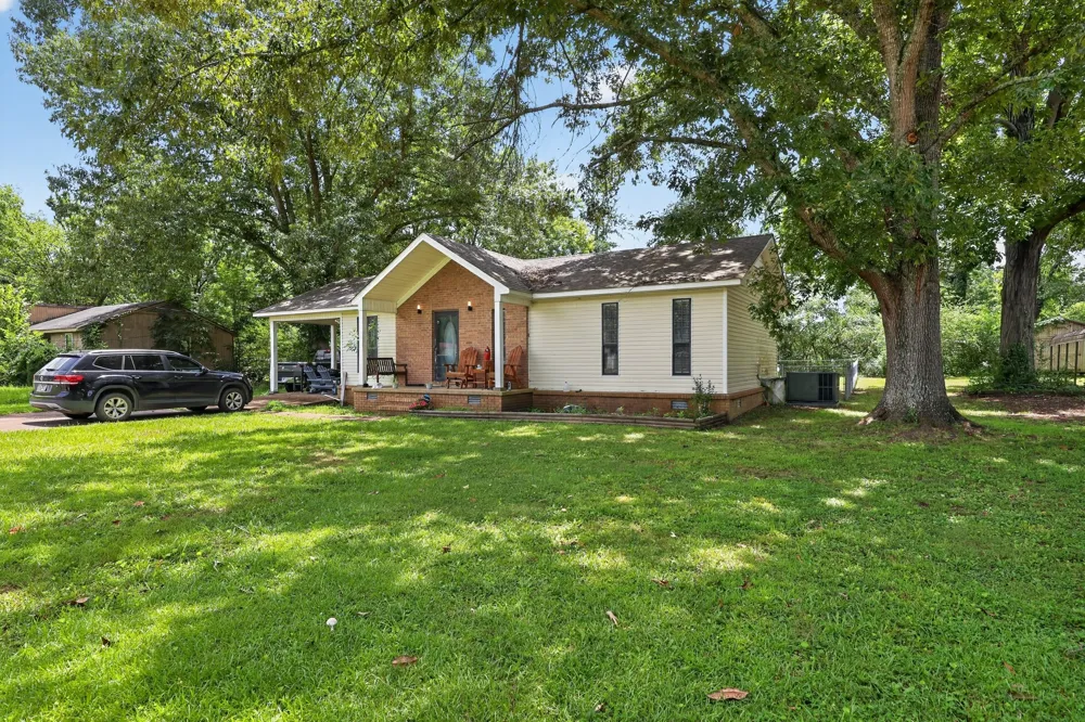 107 Garey Loop Savannah, TN 38372