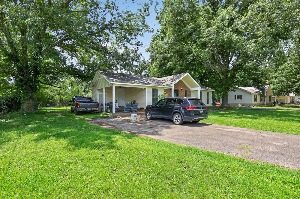 107 Garey Loop Savannah, TN 38372