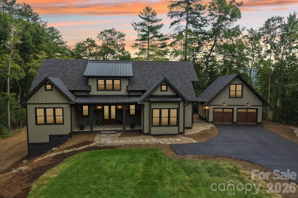 318 Mountain Home Trail Brevard, NC 28712