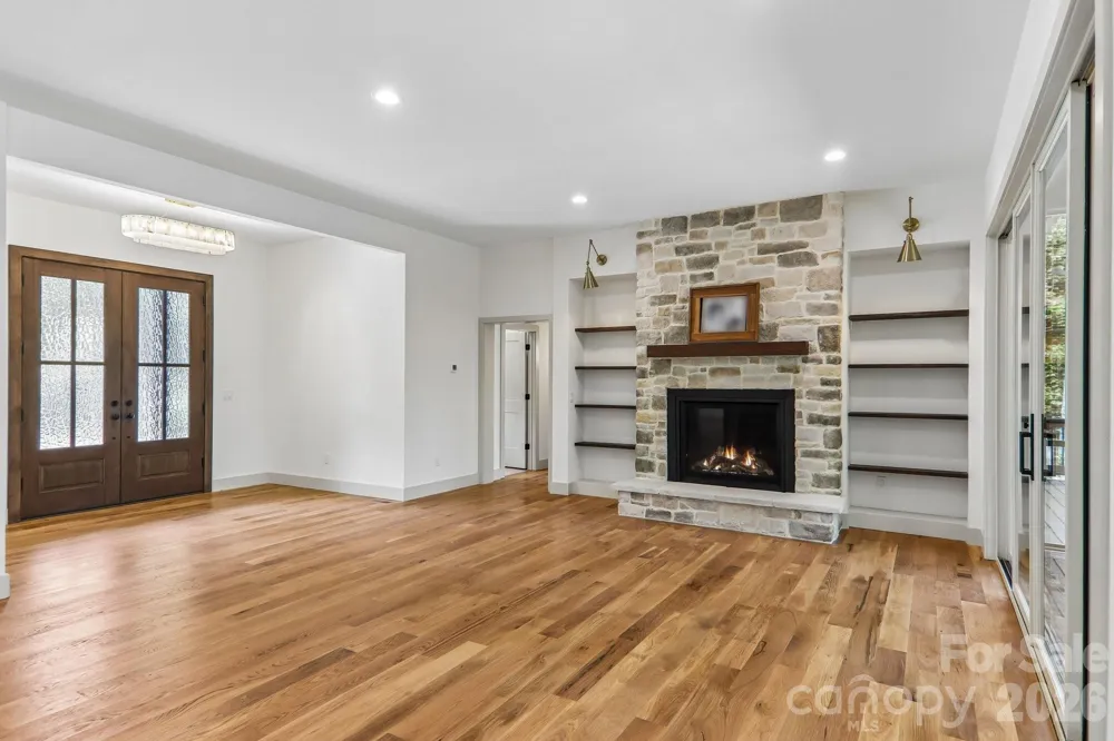 318 Mountain Home Trail Brevard, NC 28712