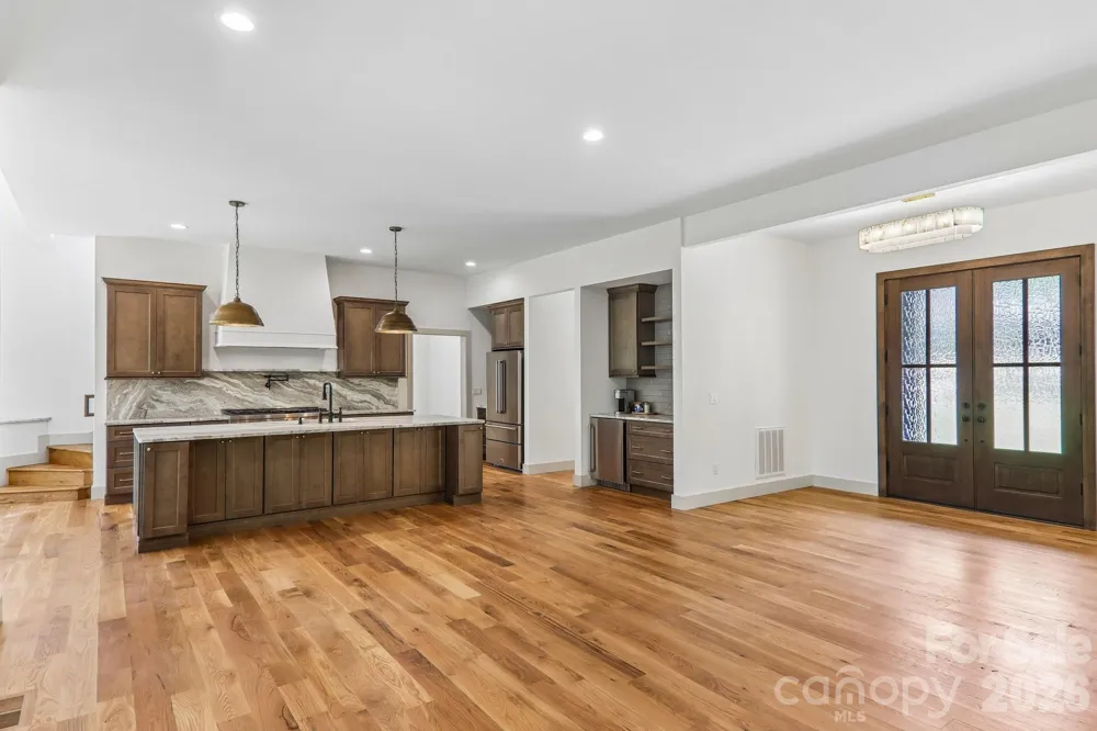 318 Mountain Home Trail Brevard, NC 28712