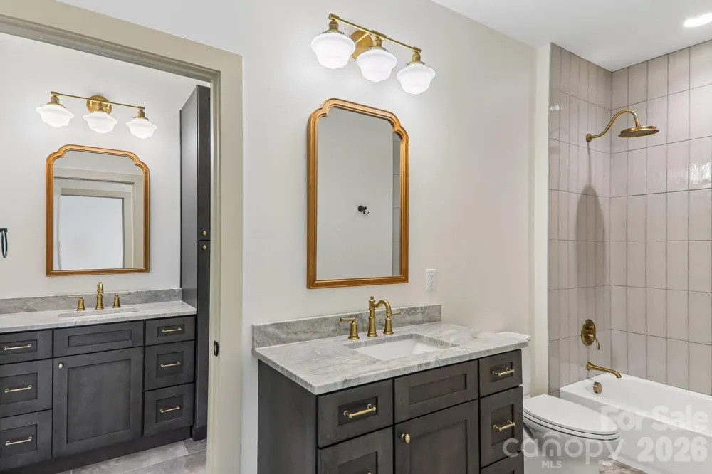 318 Mountain Home Trail Brevard, NC 28712