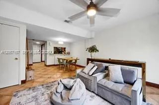 6709 Kendall Dr #219 Pinecrest, FL 33156