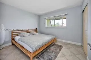 6709 Kendall Dr #219 Pinecrest, FL 33156