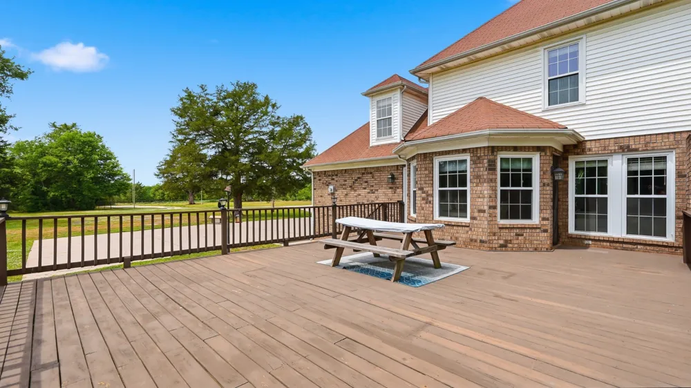 3630 W Trimble Rd Milton, TN 37118