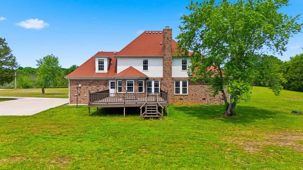 3630 W Trimble Rd Milton, TN 37118