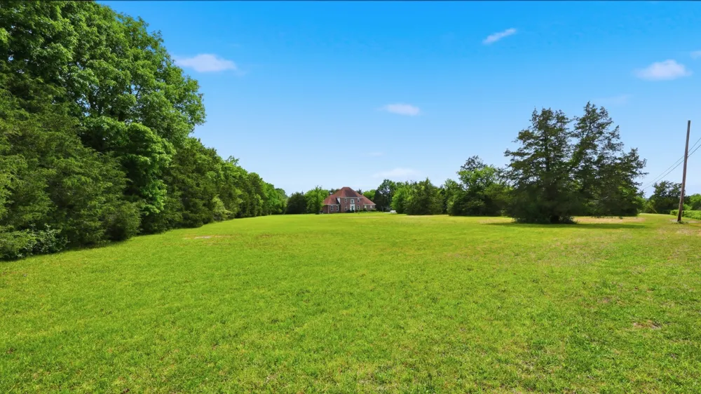 3630 W Trimble Rd Milton, TN 37118