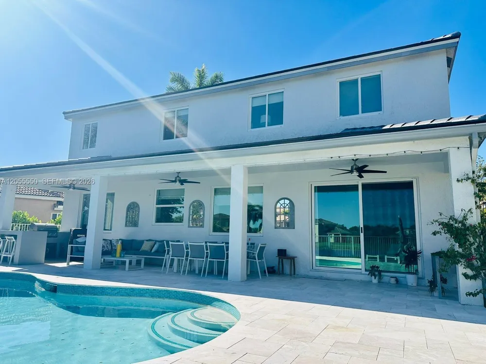 1652 Orchid Bnd Weston, FL 33327