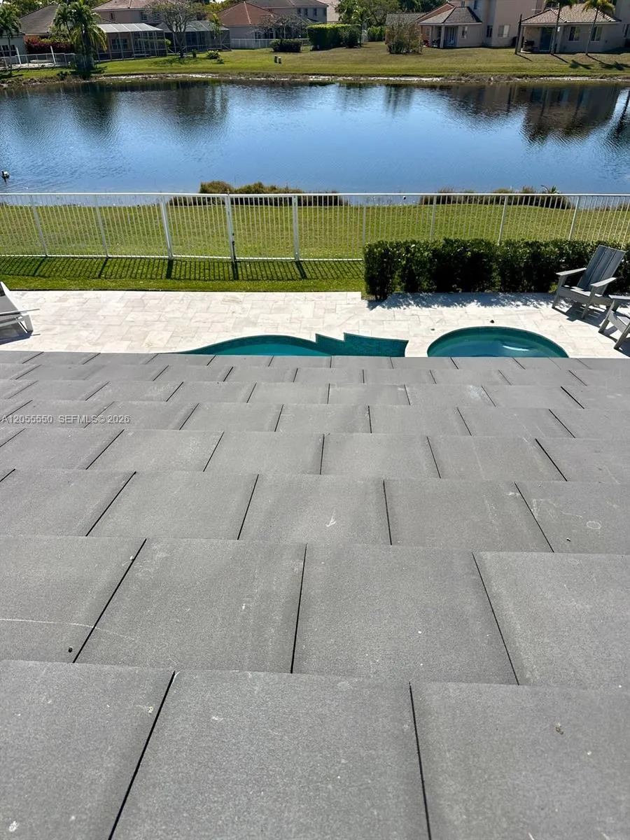 1652 Orchid Bnd Weston, FL 33327