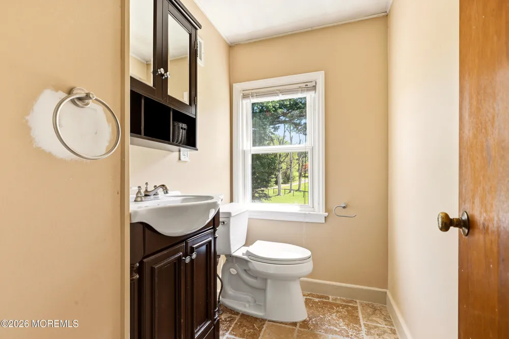 397 Mine Road Asbury, NJ 08802