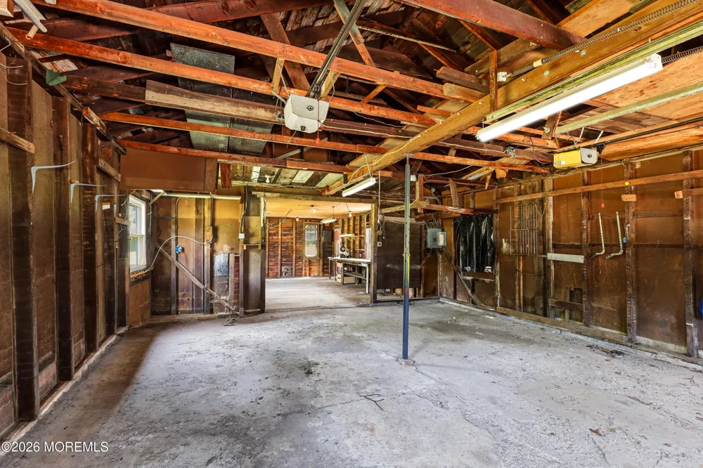 397 Mine Road Asbury, NJ 08802