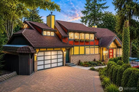 4739 Fernridge Lane