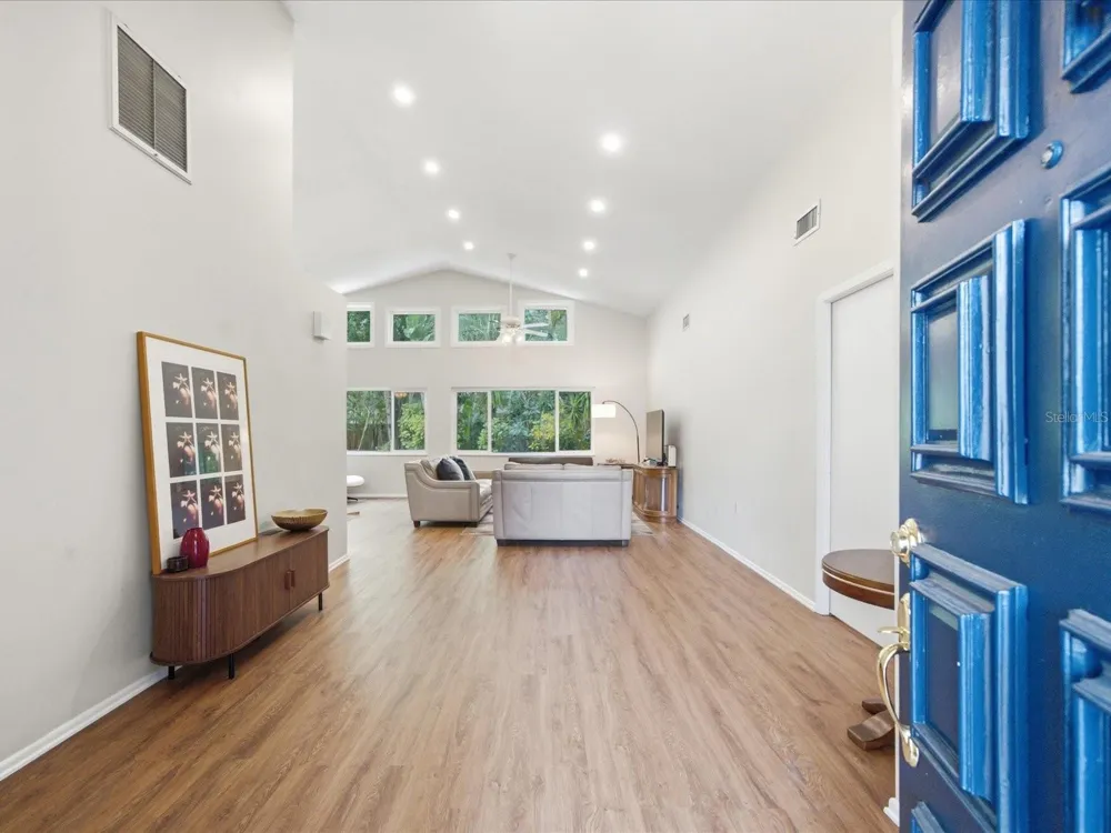 419 WAYFARER COURT Tarpon Springs, FL 34689