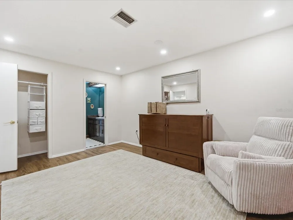 419 WAYFARER COURT Tarpon Springs, FL 34689