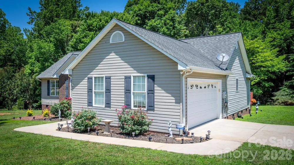 6479 Ameba Lane Denver, NC 28037