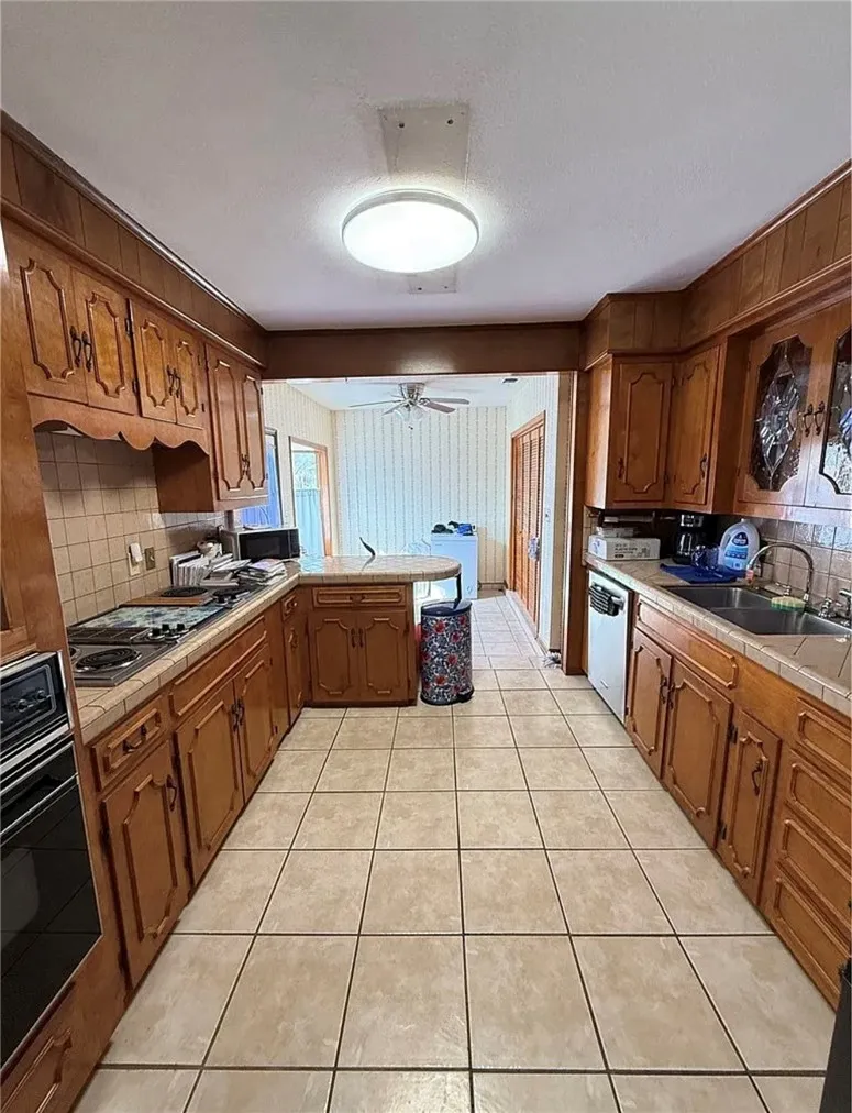 1603 Pena Street Alice, TX 78332