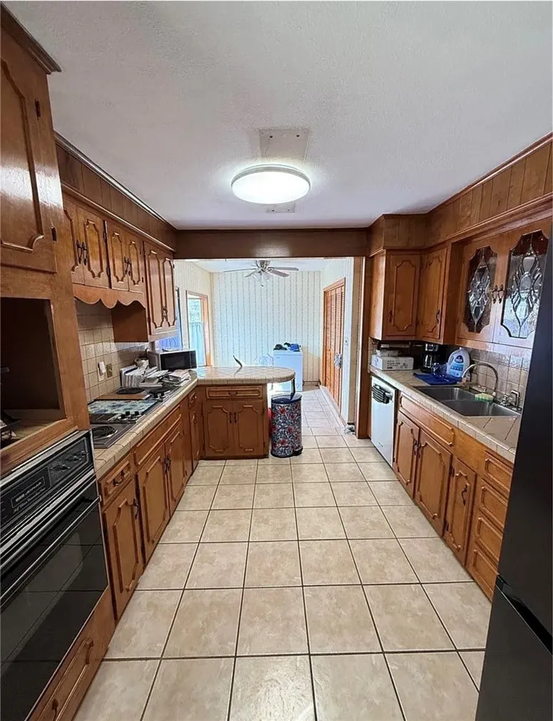 1603 Pena Street Alice, TX 78332
