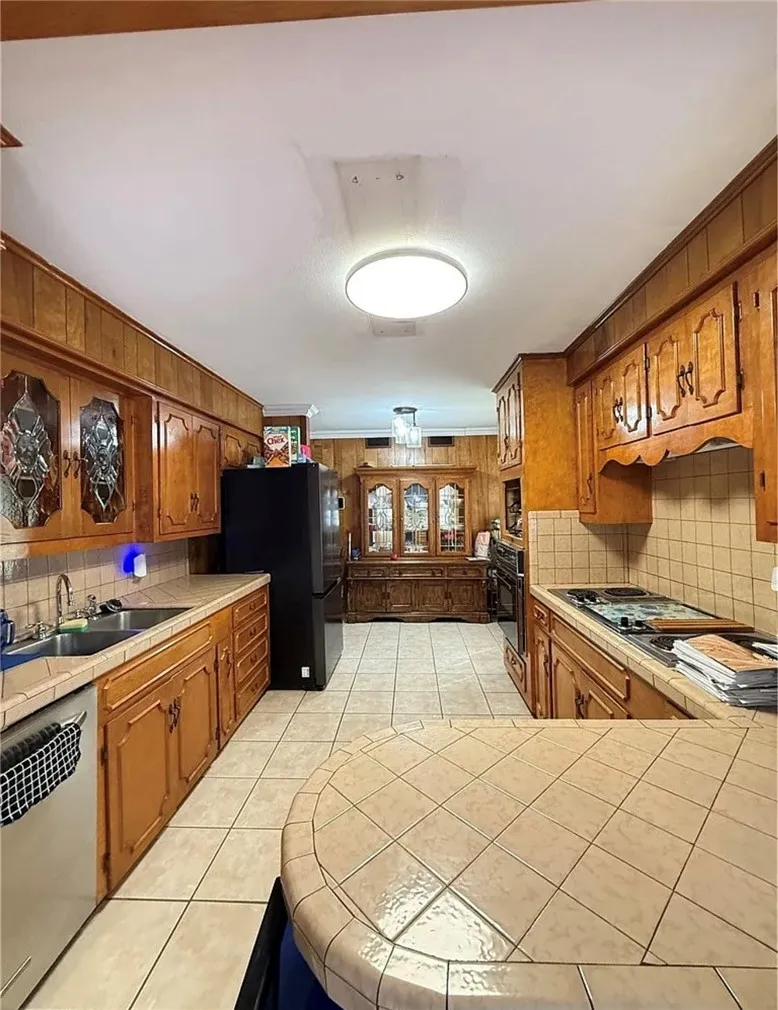 1603 Pena Street Alice, TX 78332