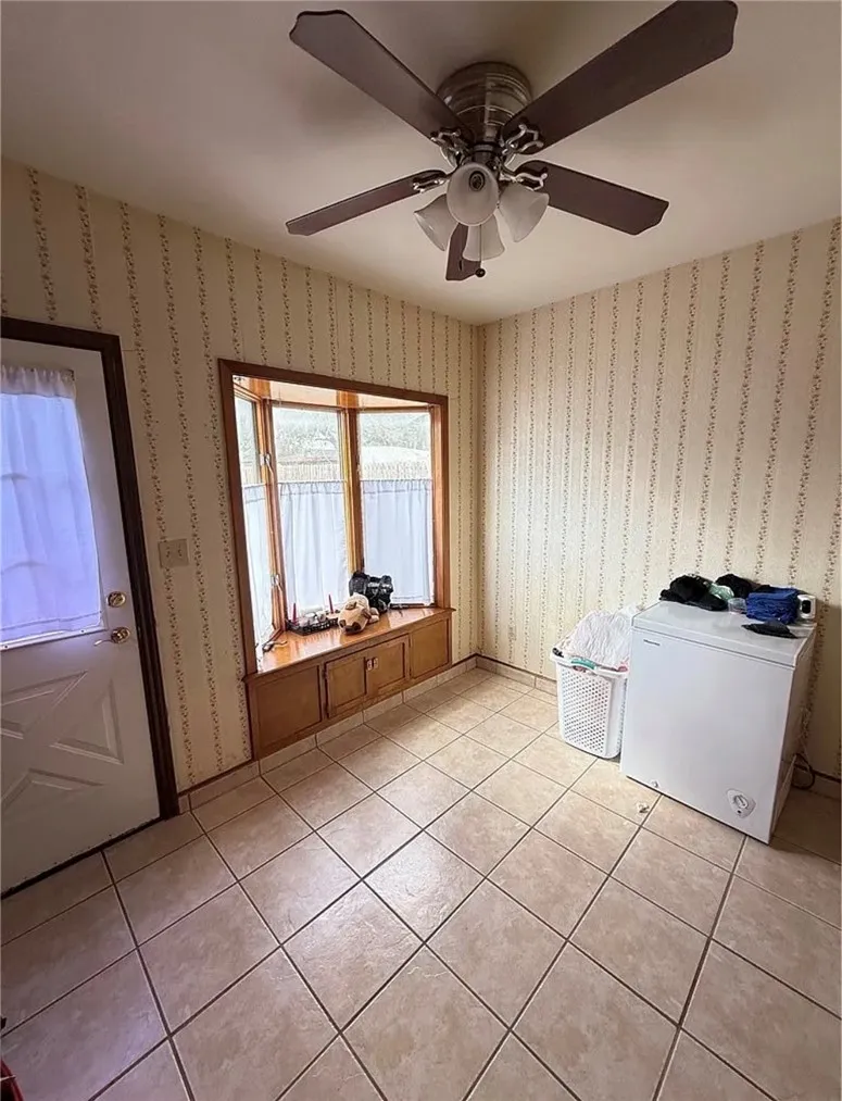 1603 Pena Street Alice, TX 78332
